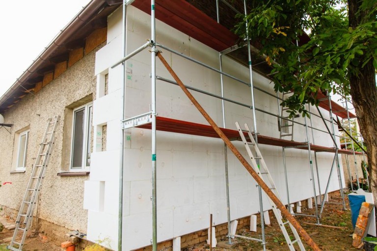 Rénovation énergétique à Toulon : guide complet des solutions